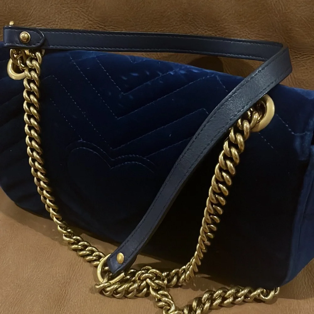 GUCCI | Velvet Matelasse Medium GG Marmont Shoulder Bag Cobalt Blue - Picture 10 of 16